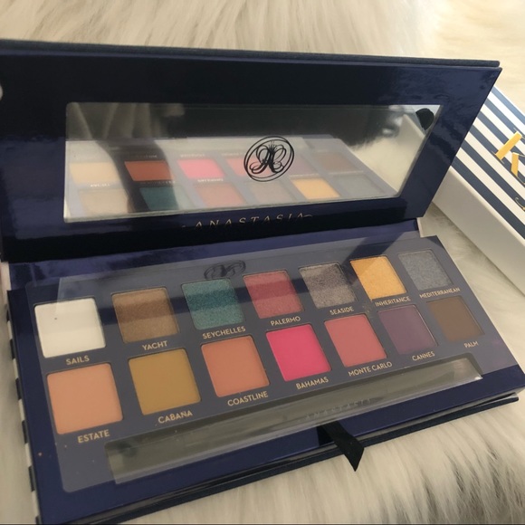 ABH Riviera Palette - Picture 5 of 8